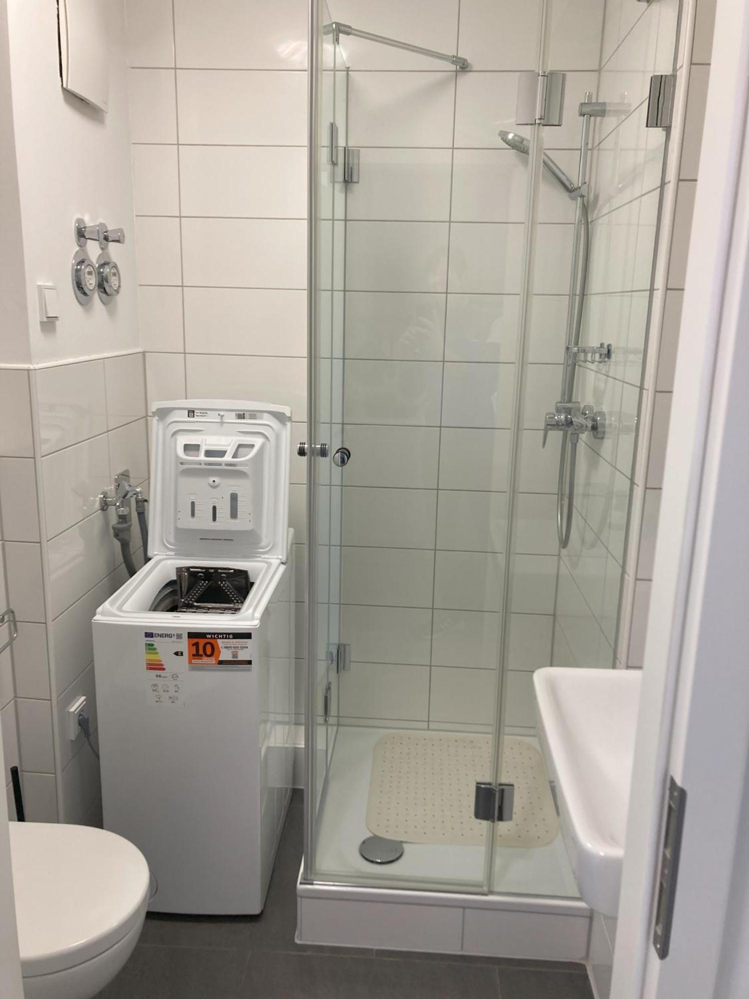 Ueber Den Daechern Von Offenbach Extérieur photo